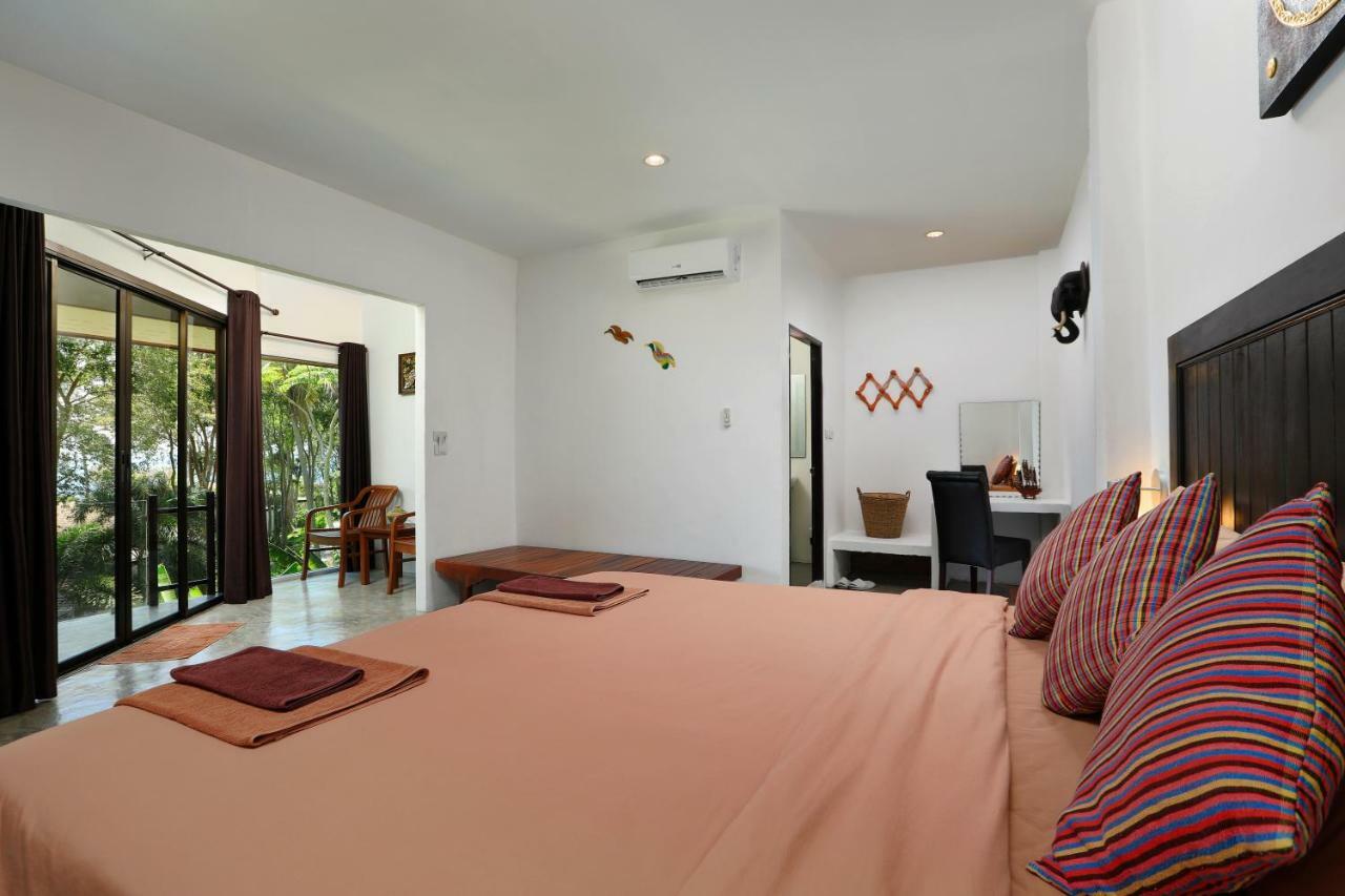The Cove 3*
